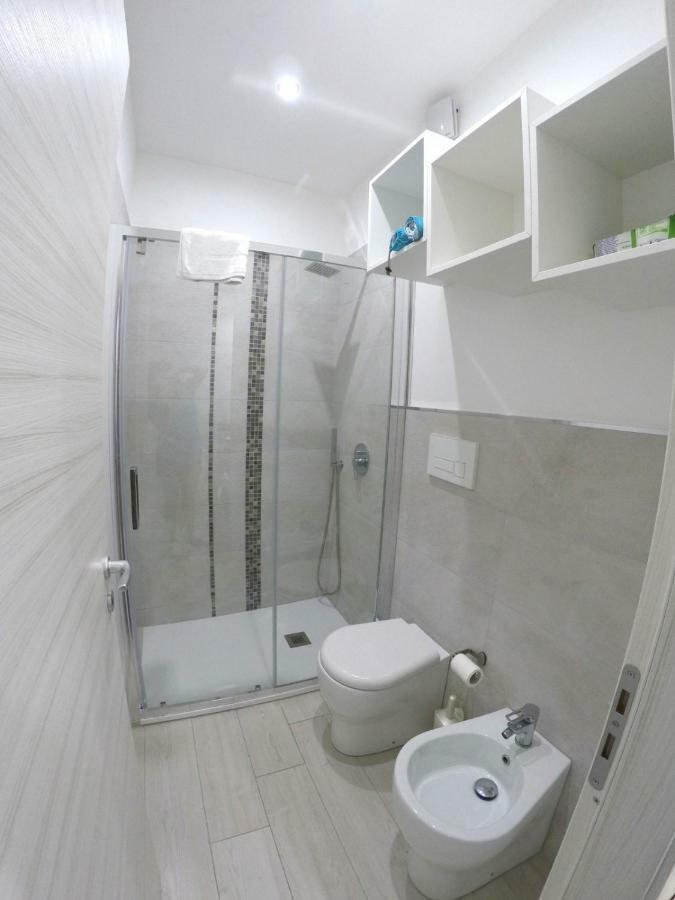 Ammira Apartment Сиракуза Екстериор снимка
